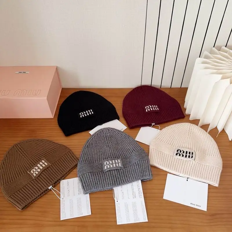 Miumiu hat dx70